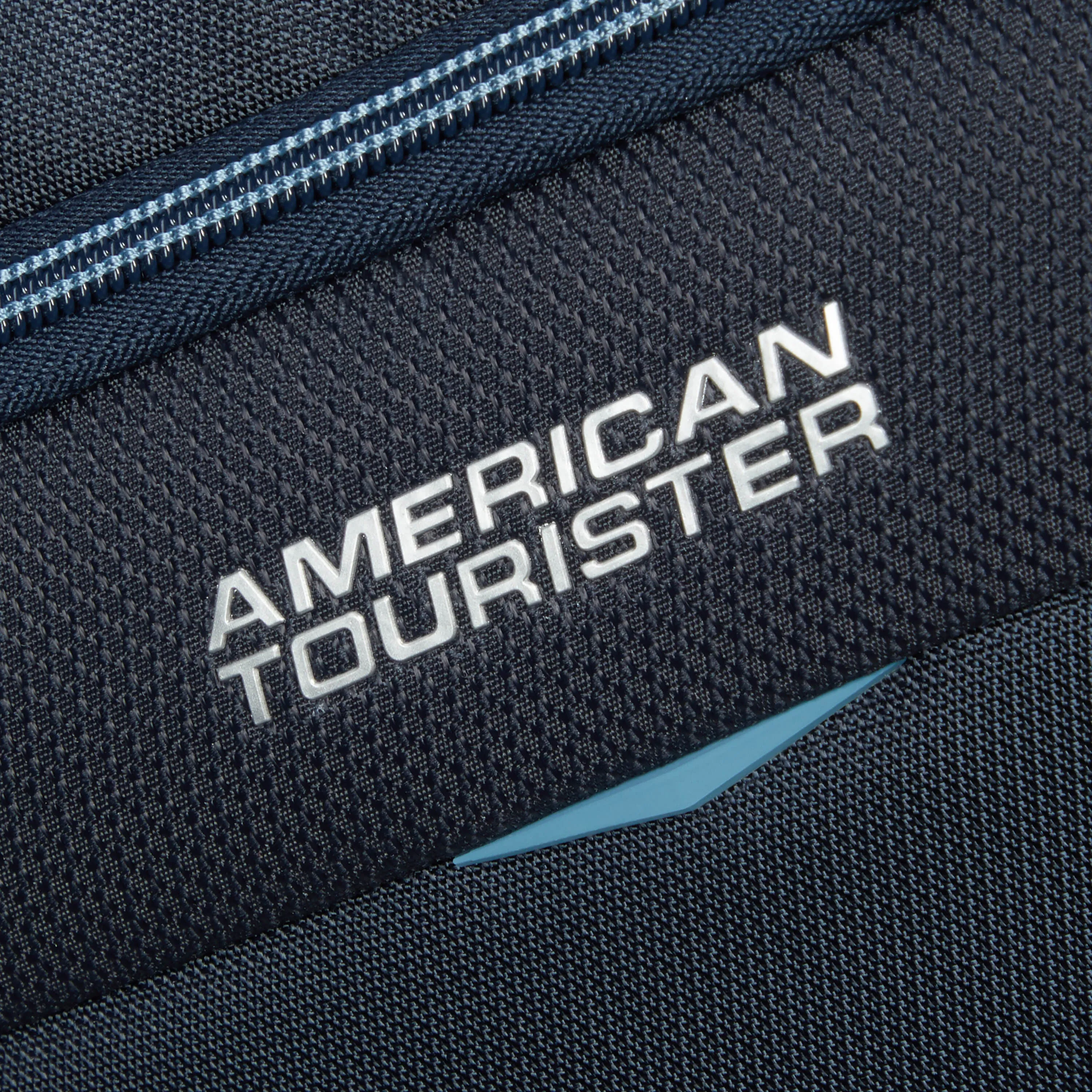 AMERICAN TOURISTER SUMMERRIDE CONVERTIBLE BOARDING BAG